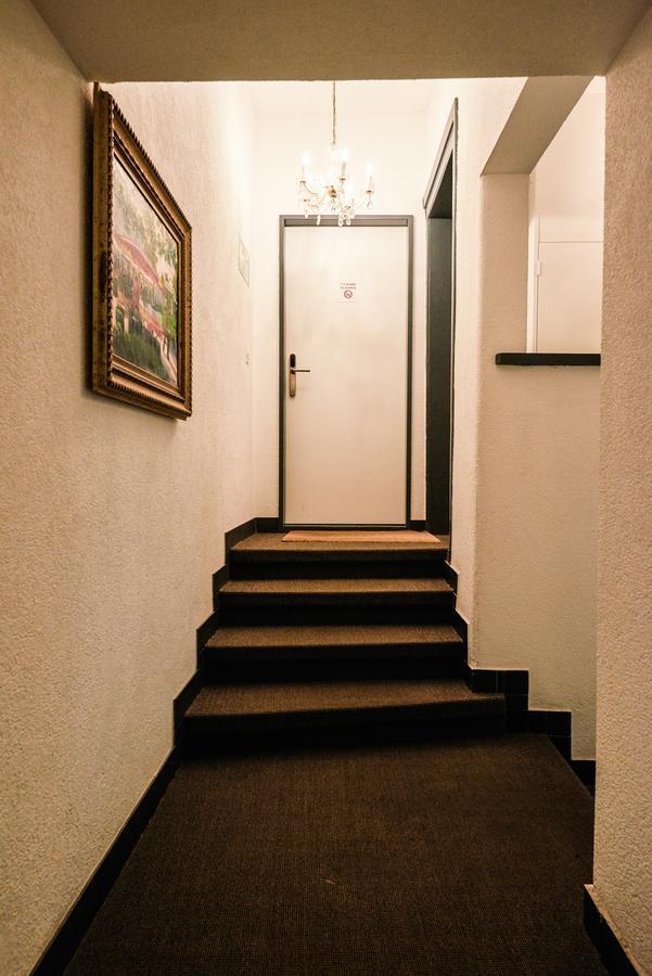 Aparthotel Hine Adon Fribourg Exterior foto